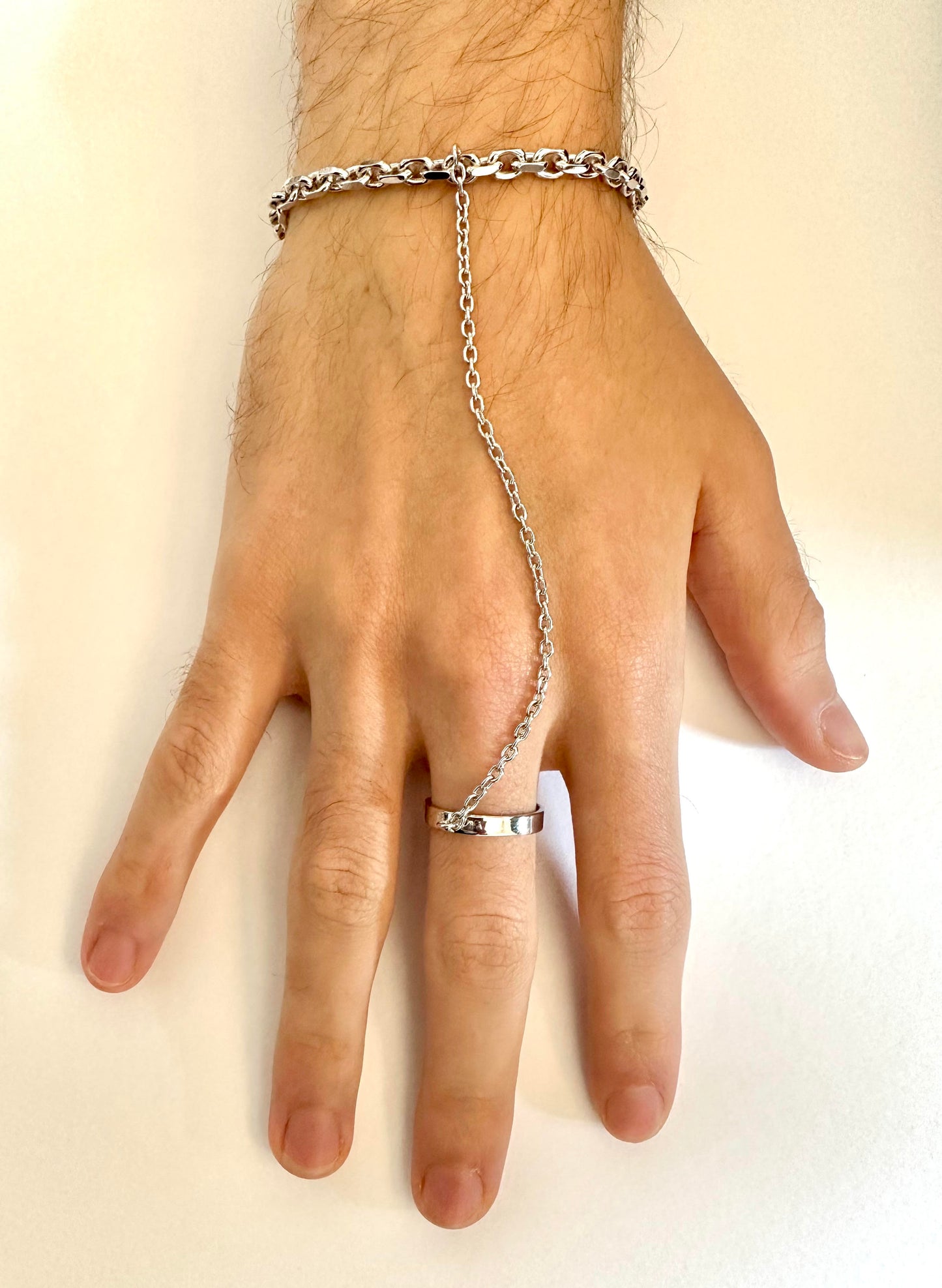 Bracciale con Catena e Anello